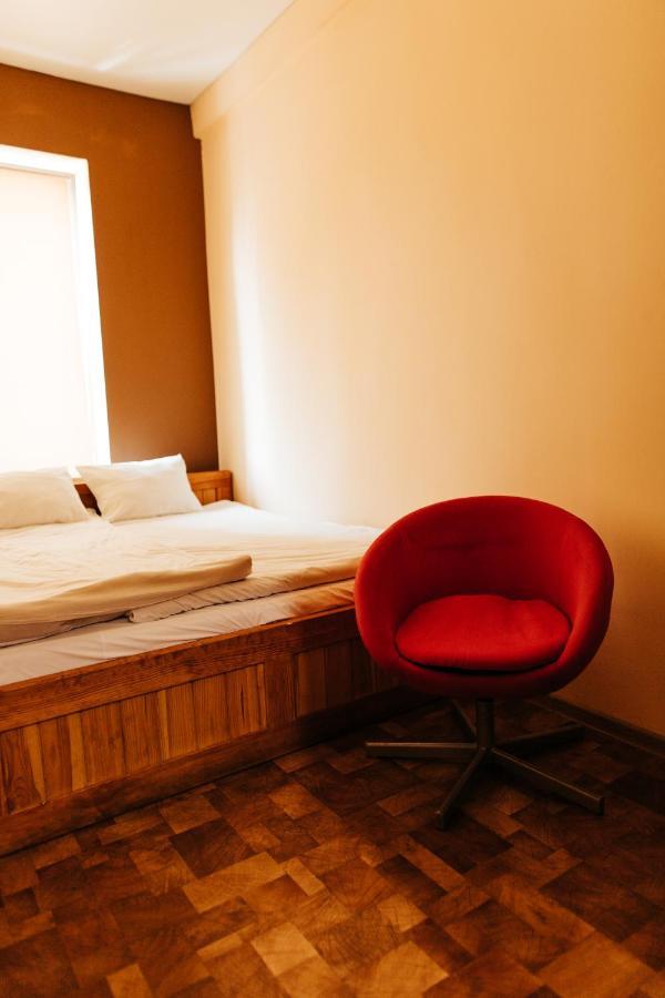 Hostel Tarnopil テルノーピリ エクステリア 写真