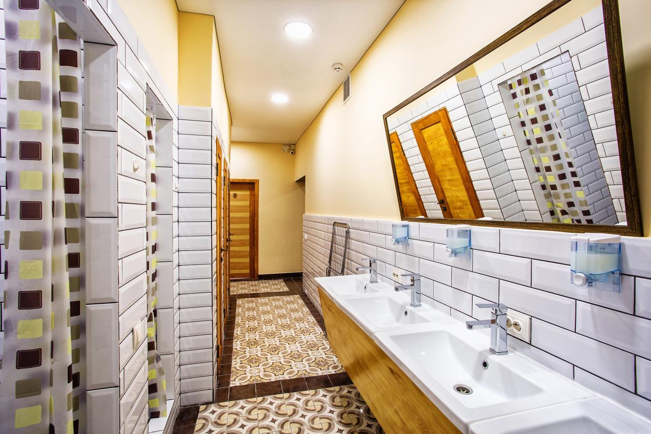 Hostel Tarnopil テルノーピリ エクステリア 写真