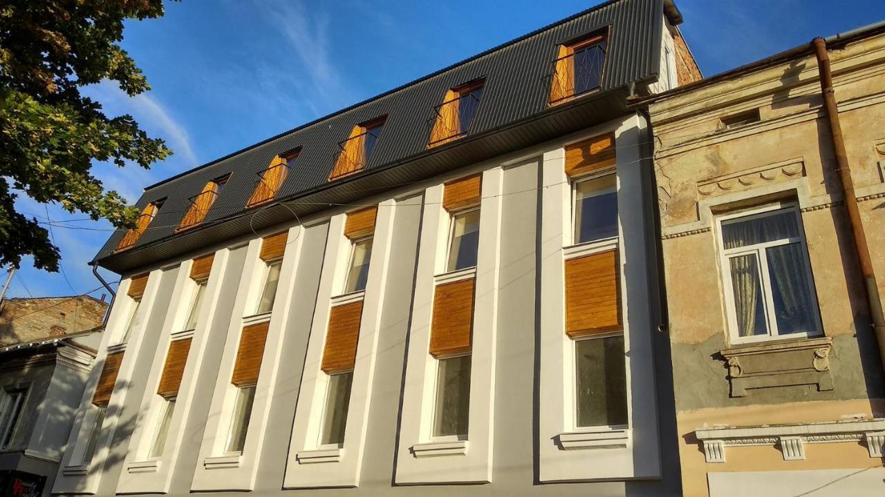 Hostel Tarnopil テルノーピリ エクステリア 写真